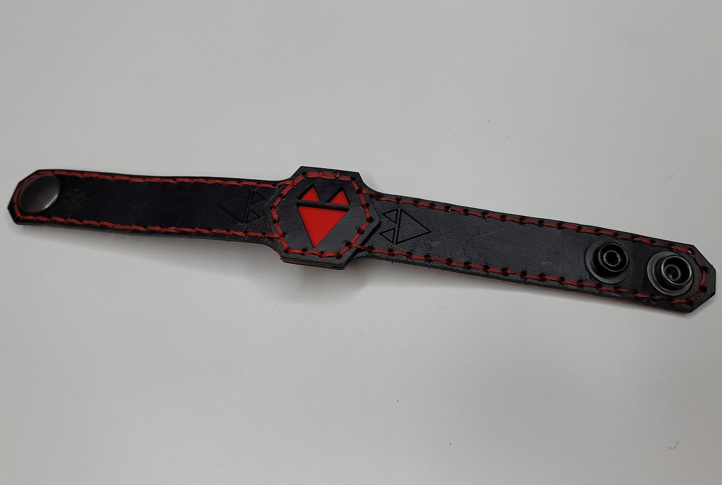Tough Hide Sly Approach NFC Bracelet