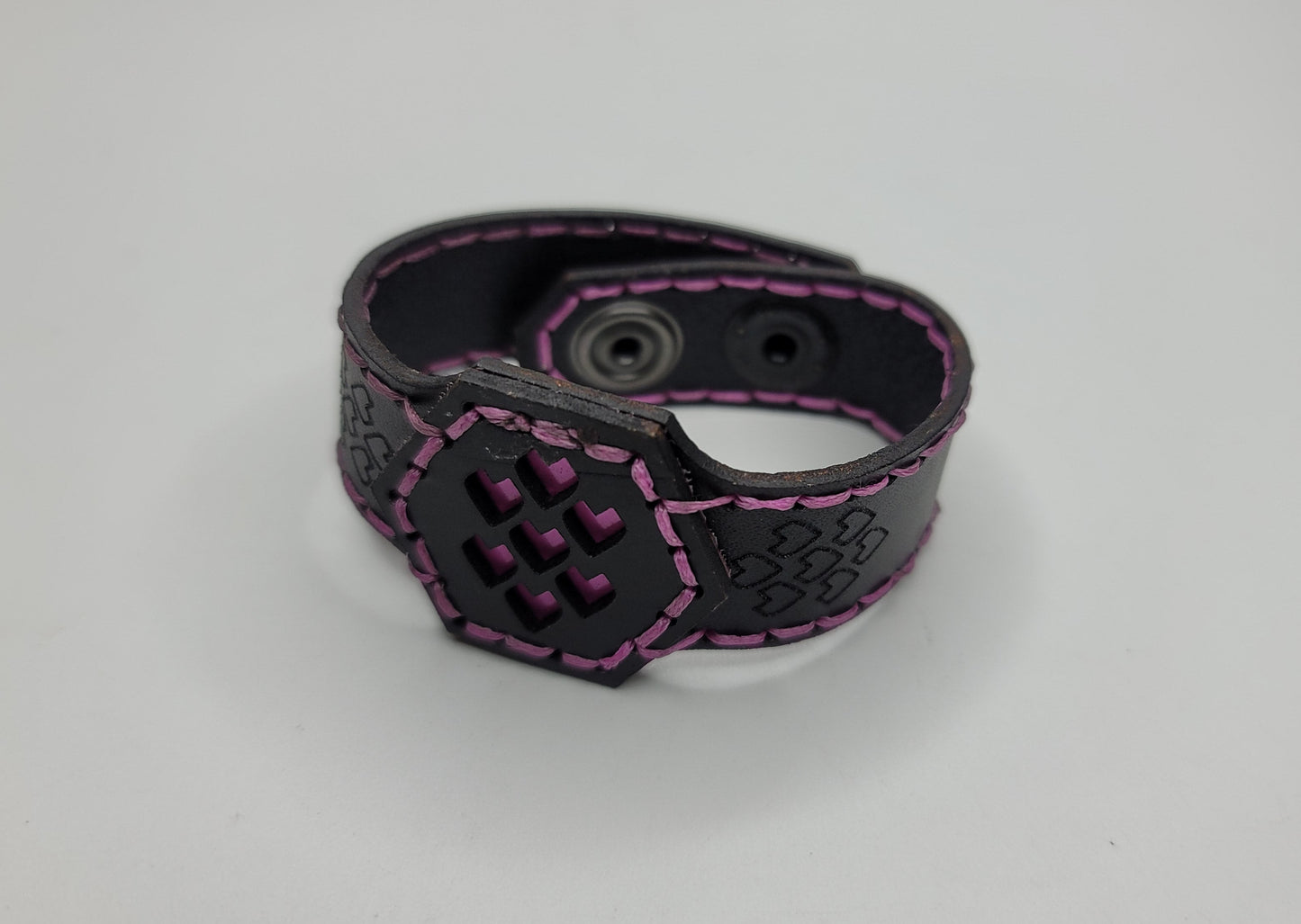 Tough Hide Heart to Scale NFC Bracelet