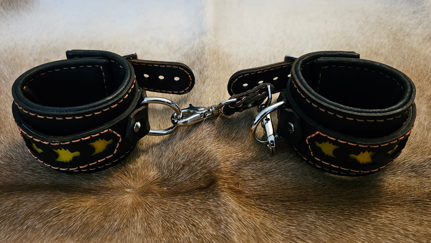 Tough Hide Fox Hand Cuffs