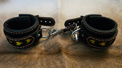Tough Hide Fox Hand Cuffs