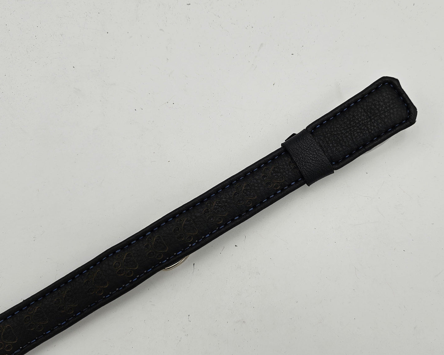 Tough Hide Pawprint Collar Choker