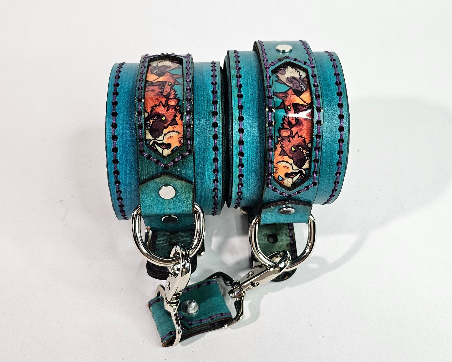 Tough Hide Camp Howl Extinct Species Hand Cuffs