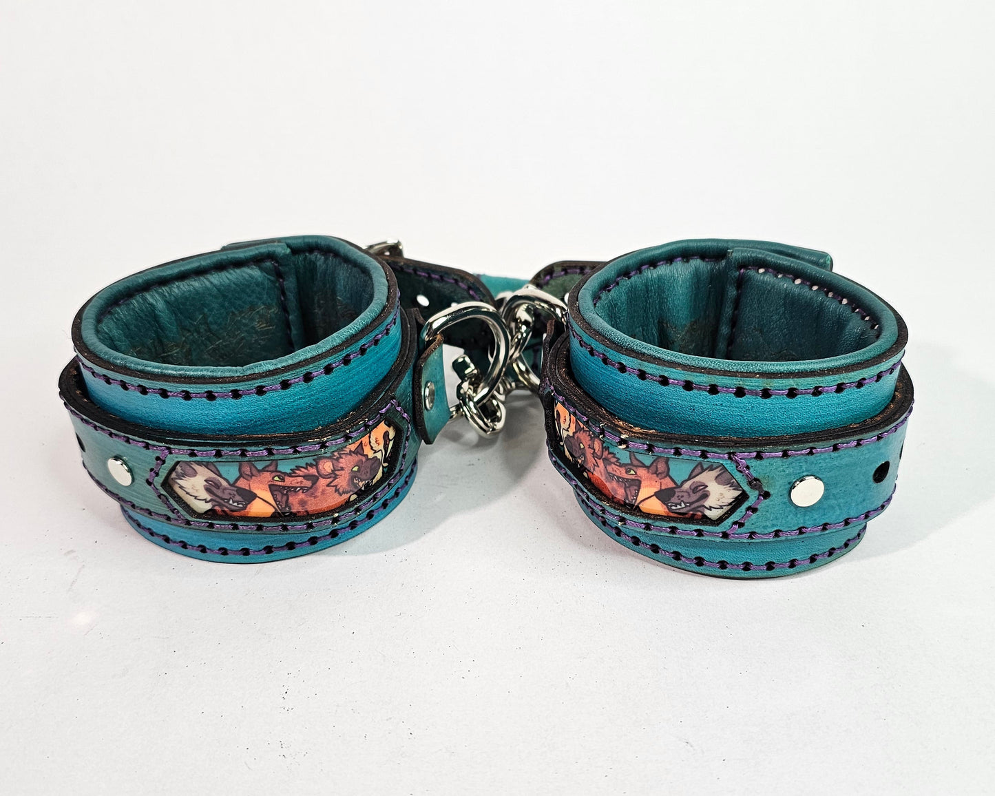 Tough Hide Camp Howl Extinct Species Hand Cuffs