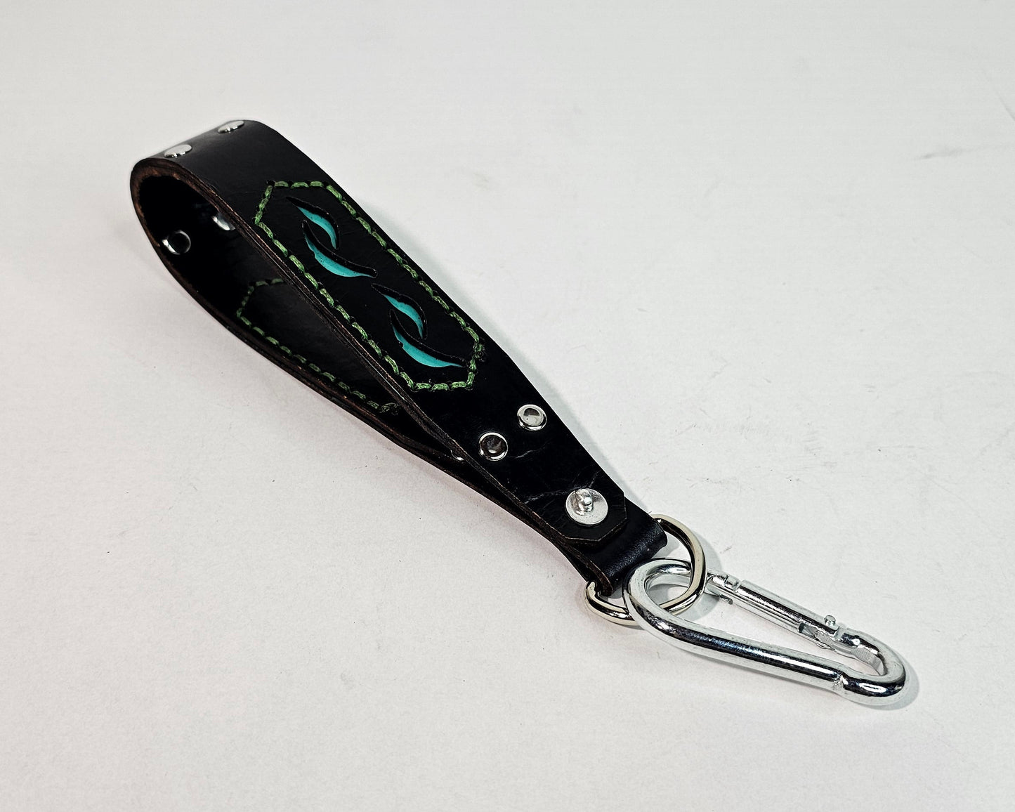 Tough Hide On The Wind Leash Holder Strap