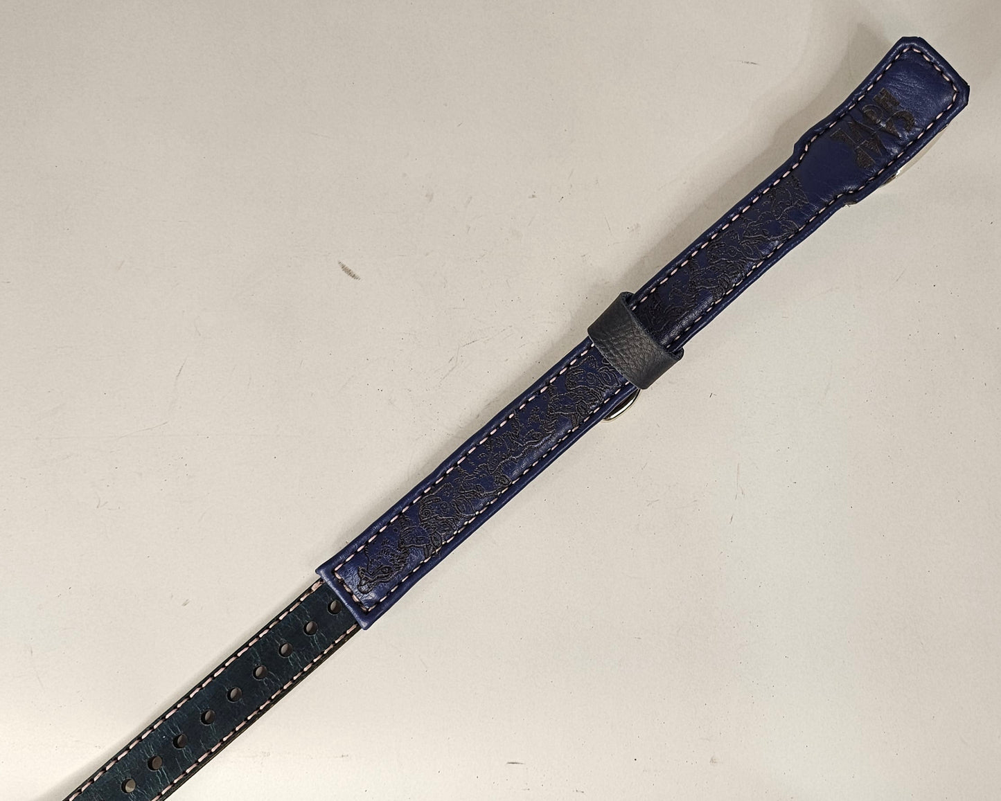 Tough Hide Camp Howl Scavenger Species Collar Choker