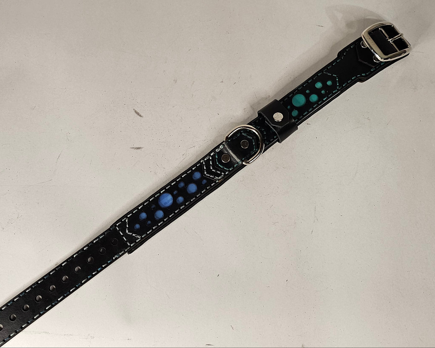 Tough Hide Bubbles Collar Choker